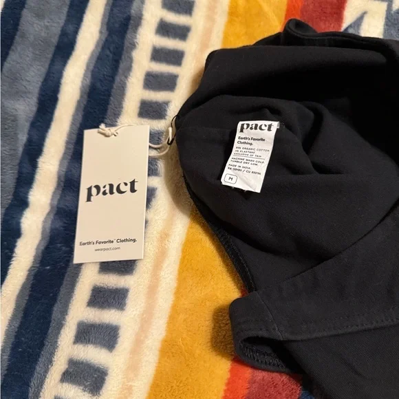 NWT Lot of Two Pact On the Go Crop Tank - Medium - Picture 2 of 6